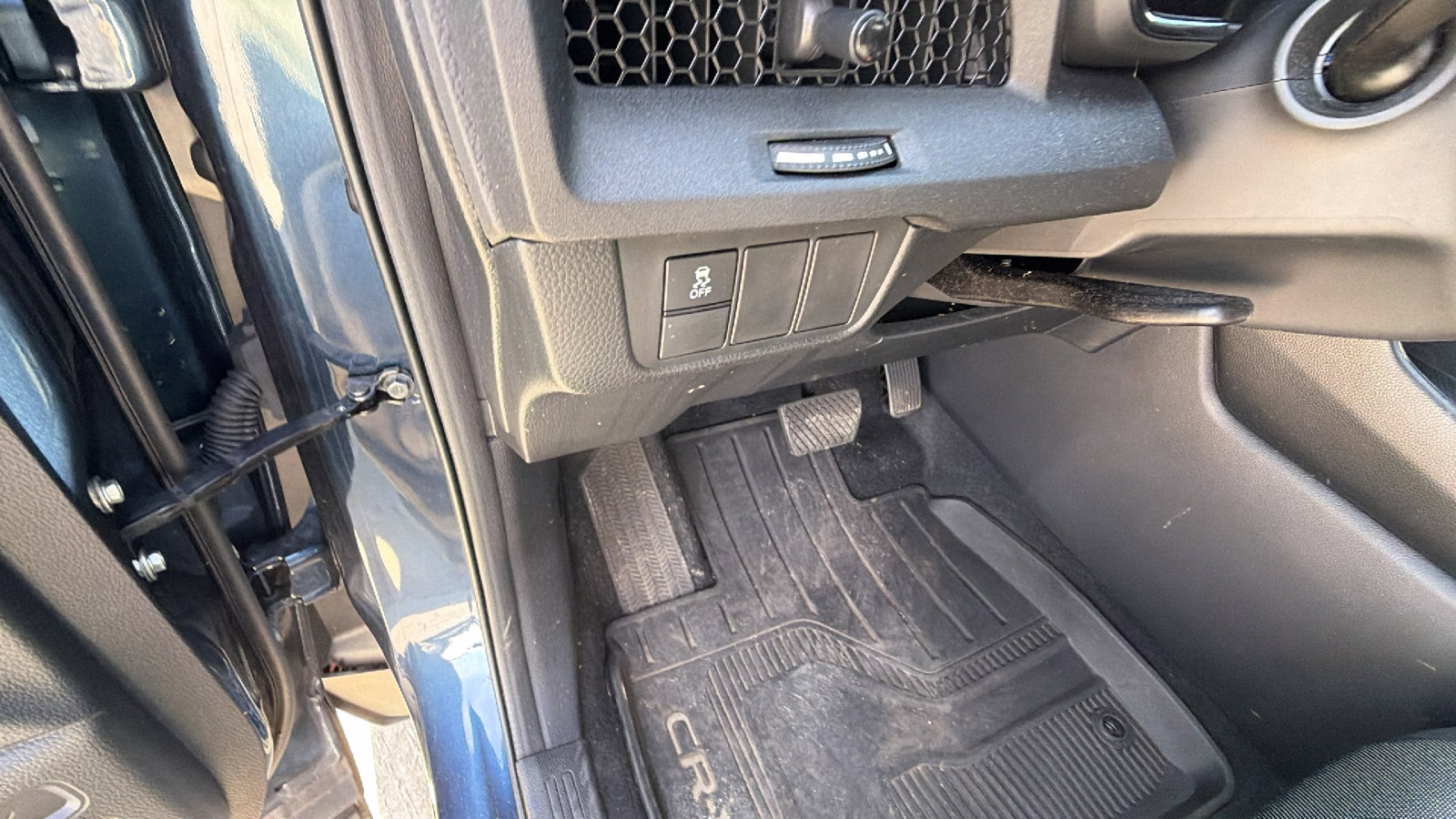 Used 2025 Honda CR-V EX image 26