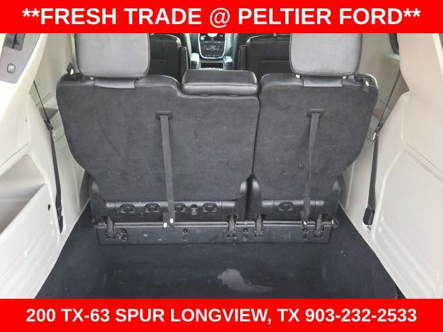 Used 2015 Chrysler Town & Country Touring image 22