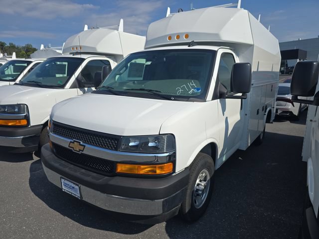 New 2026 Chevrolet Express 3500 w/ Power Convenience Package RWD image 2