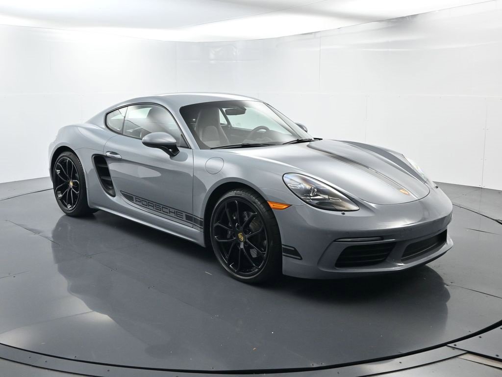 Used 2025 Porsche 718 Cayman image 16