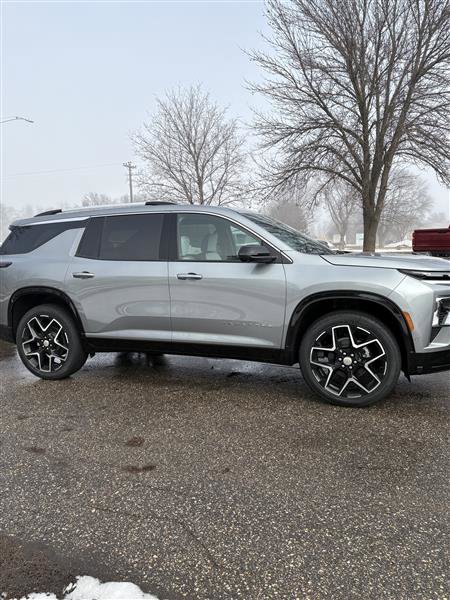 New 2026 Chevrolet Traverse High Country w/ LPO, Floor Liner Package image 1