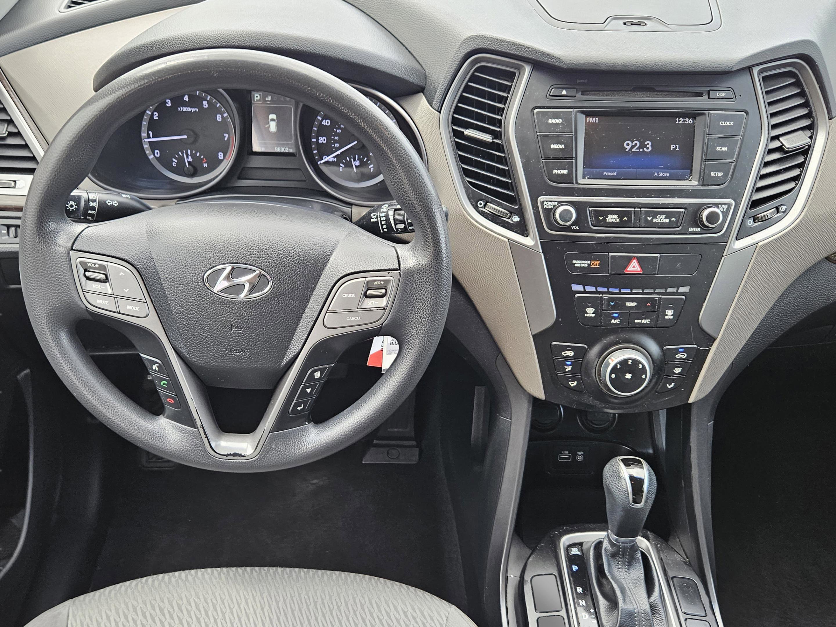 Used 2017 Hyundai Santa Fe Sport AWD/4WD image 18