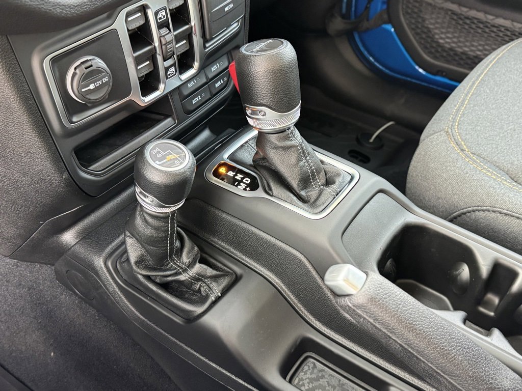 New 2025 Jeep Gladiator Sport image 22