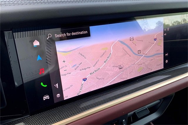 New 2025 Porsche Cayenne Turbo image 34