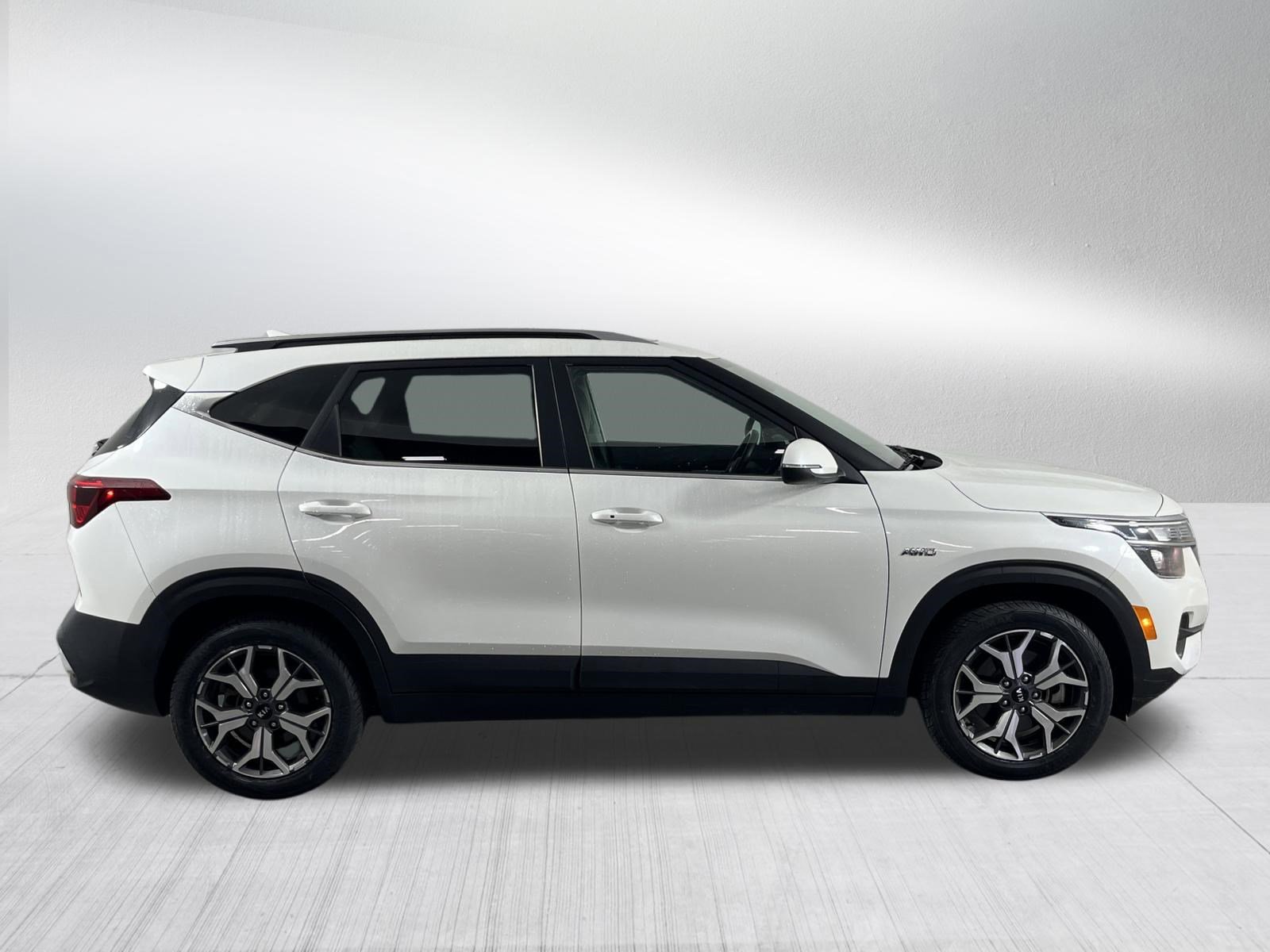 Used 2021 Kia Seltos EX AWD/4WD image 8