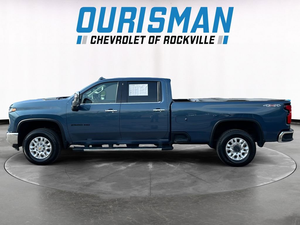 Used 2025 Chevrolet Silverado 2500 LTZ w/ LTZ Premium Package AWD/4WD image 3
