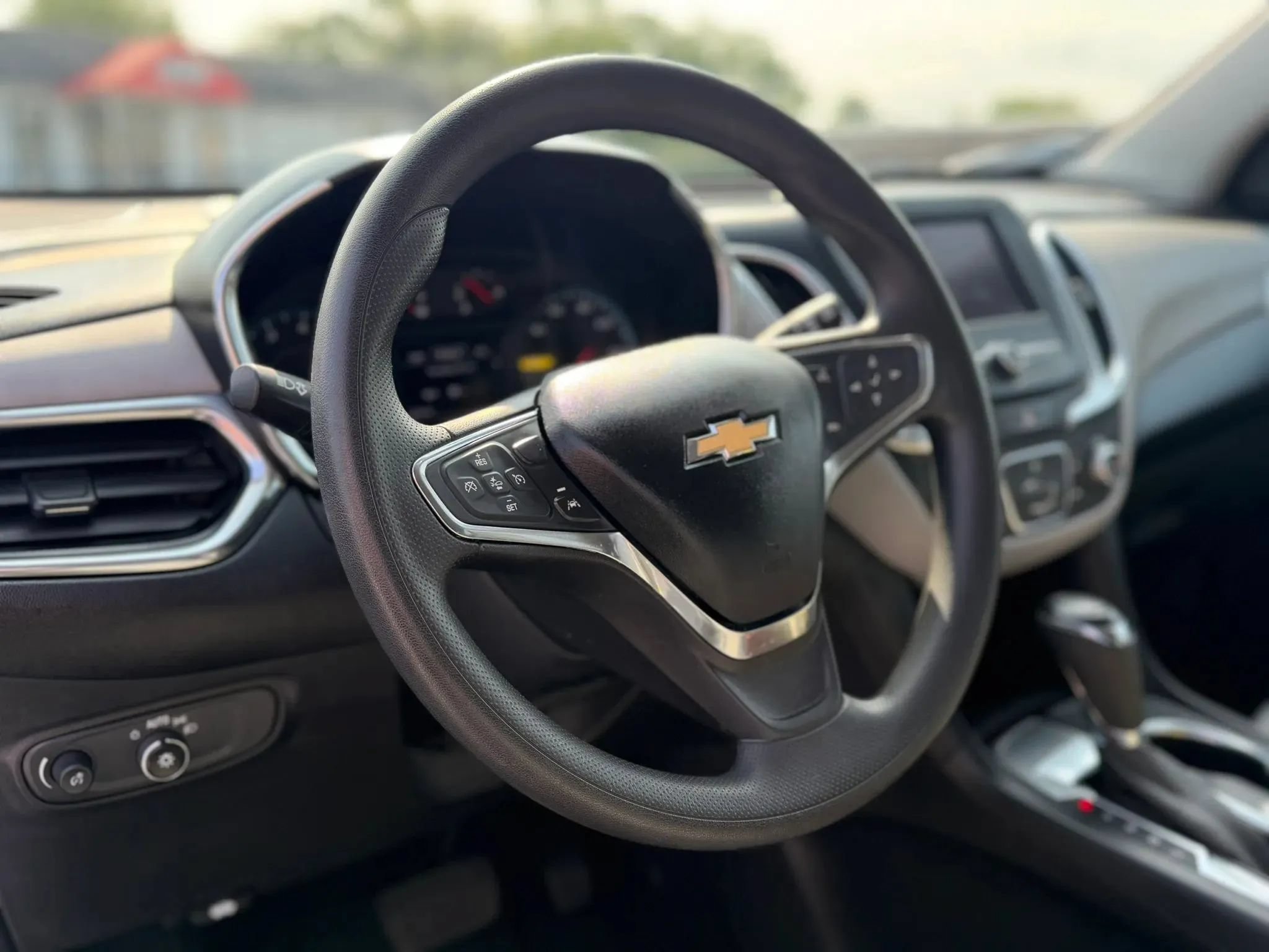 Used 2021 Chevrolet Equinox LS w/ LS Convenience Package FWD image 11