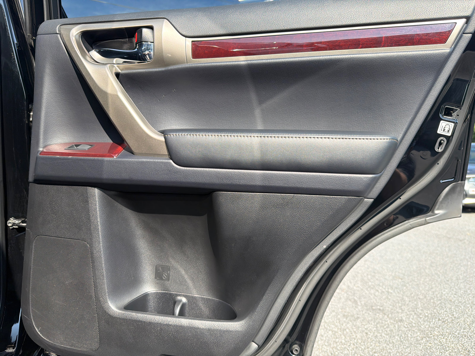 Used 2019 Lexus GX 460 Premium AWD/4WD image 16
