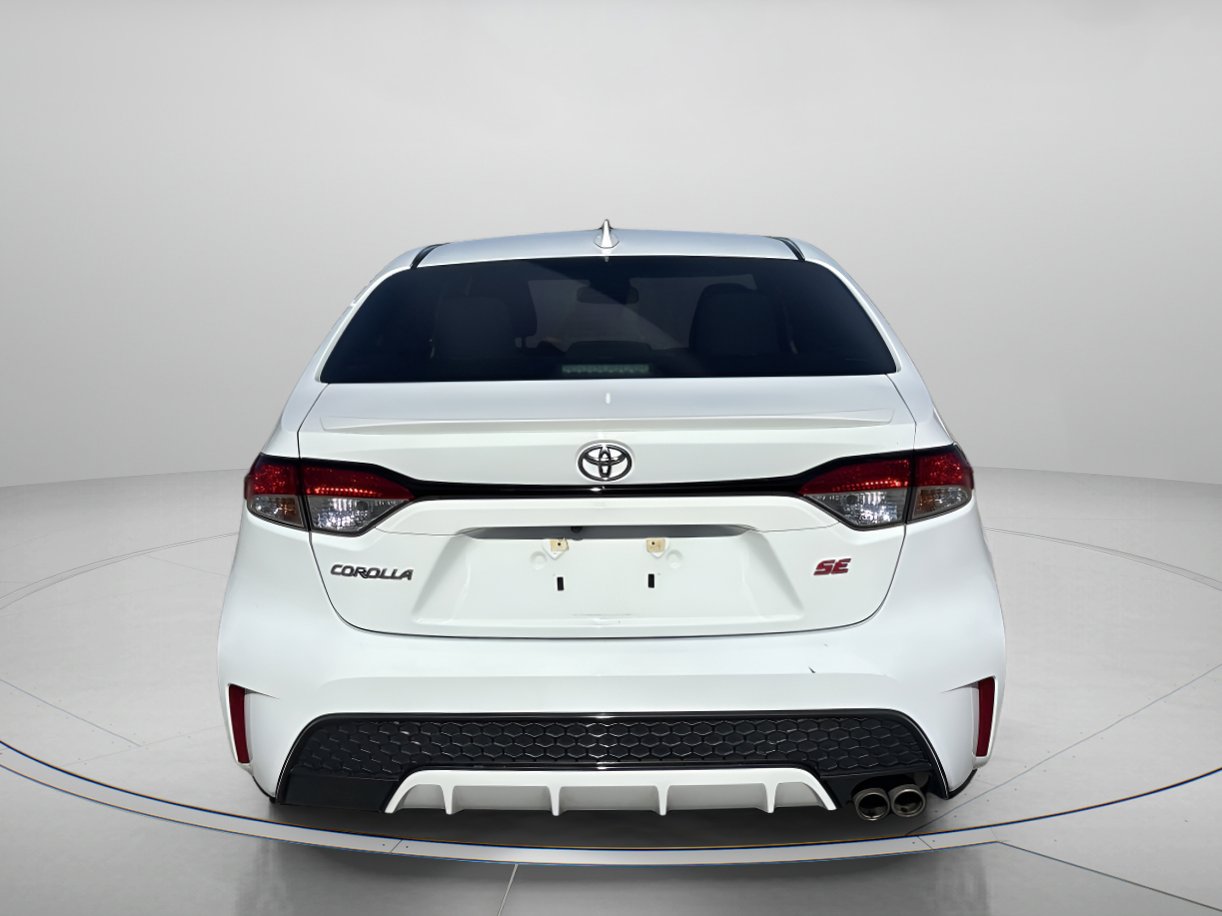 Used 2021 Toyota Corolla SE image 4
