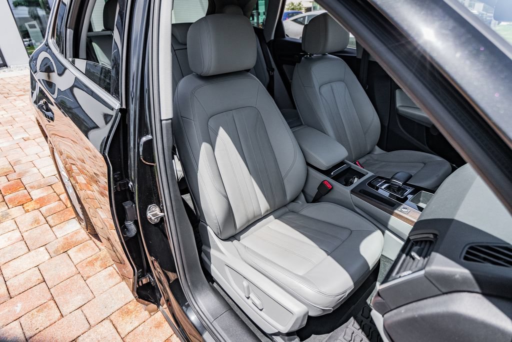Used 2022 Audi Q5 2.0T Premium AWD/4WD image 33