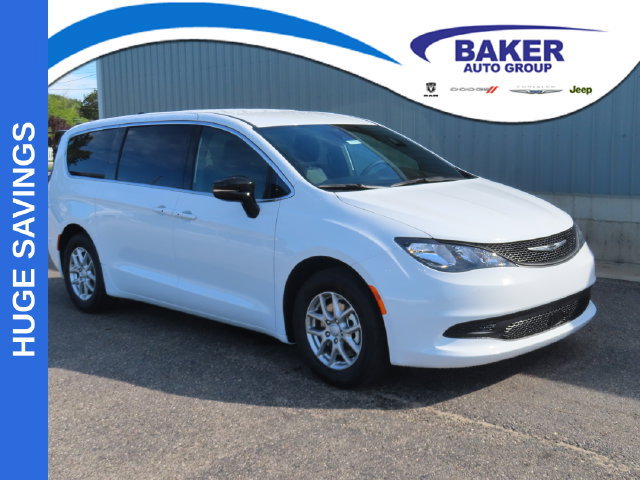 New 2027 Chrysler Pacifica LX FWD image 1