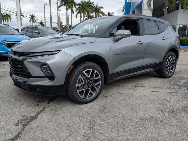 New 2026 Chevrolet Blazer RS w/ Enhanced Convenience Package FWD image 3