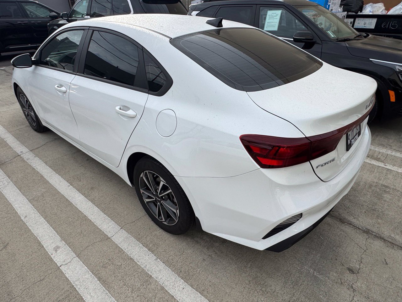 Certified 2023 Kia Forte LXS w/ LXS Technology Package FWD image 4