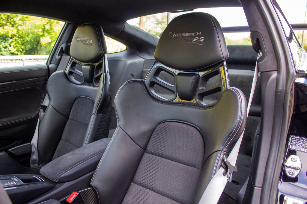 Used 2019 Porsche 911 GT3 RS w/ Weissach Package RWD image 12