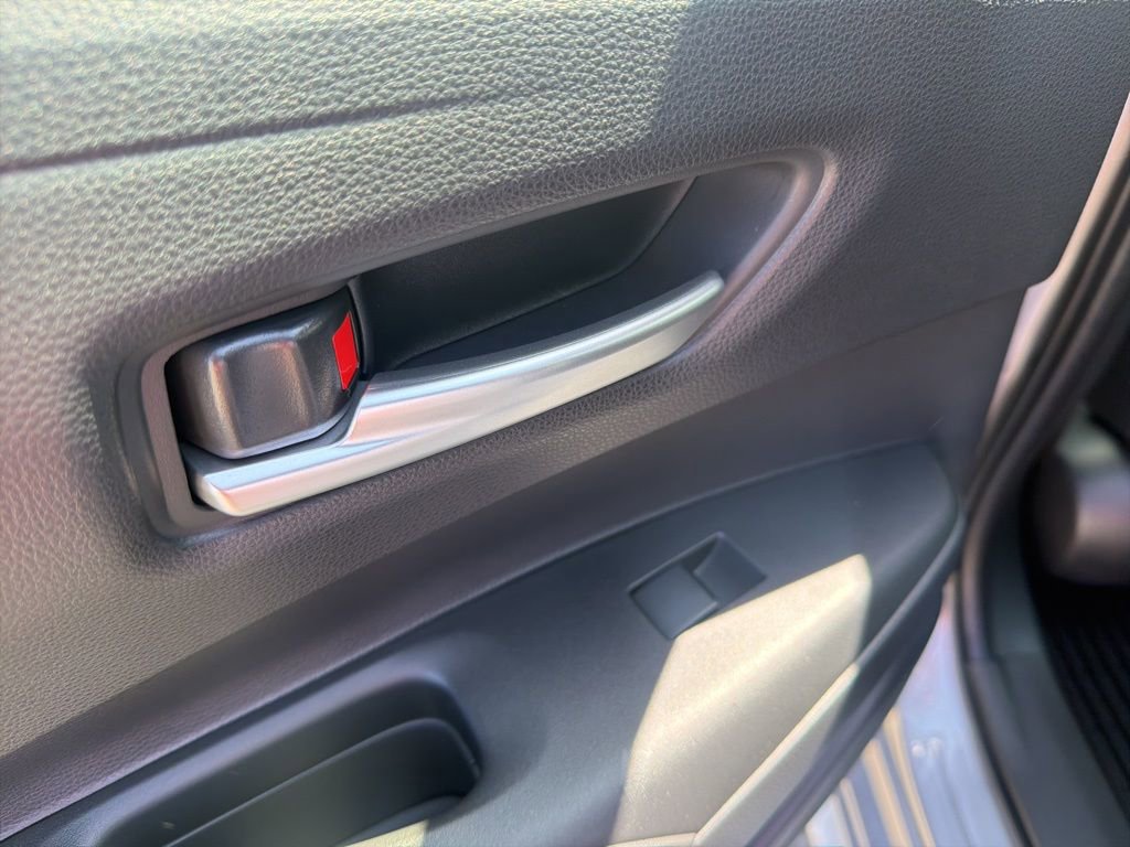 Used 2025 Toyota Corolla XLE image 23