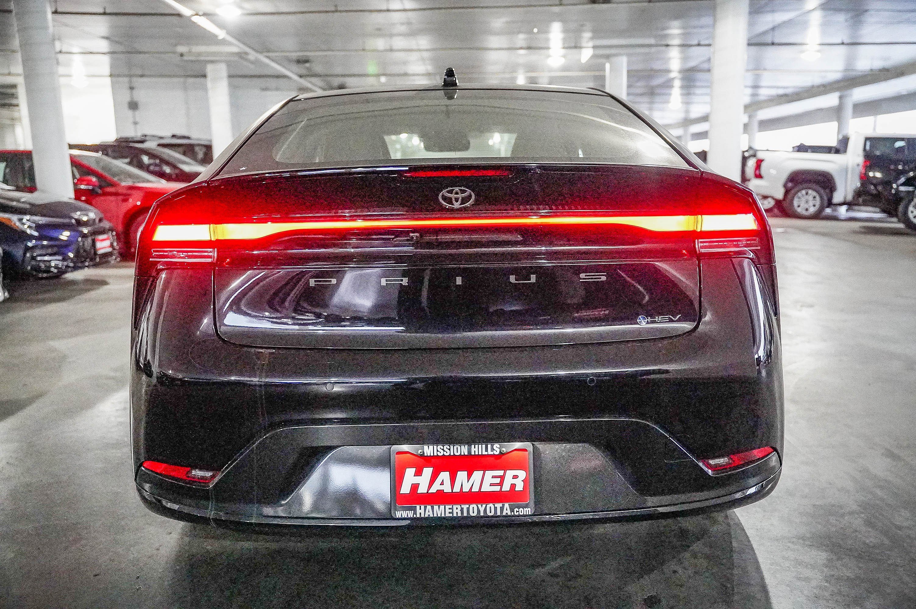 New 2026 Toyota Prius XLE image 10