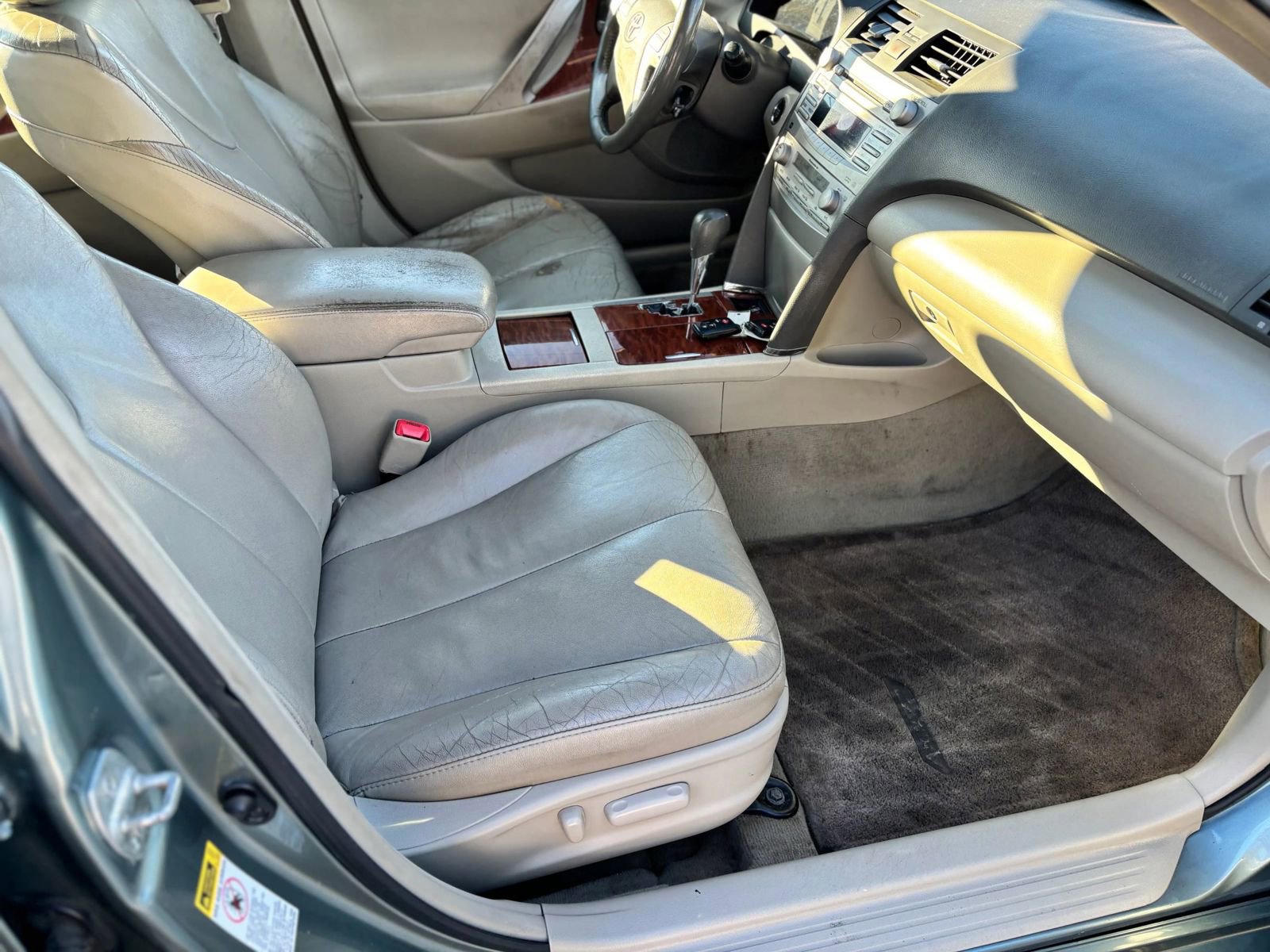 Used 2011 Toyota Camry XLE w/ XLE Extra-Value Pkg #1 image 15