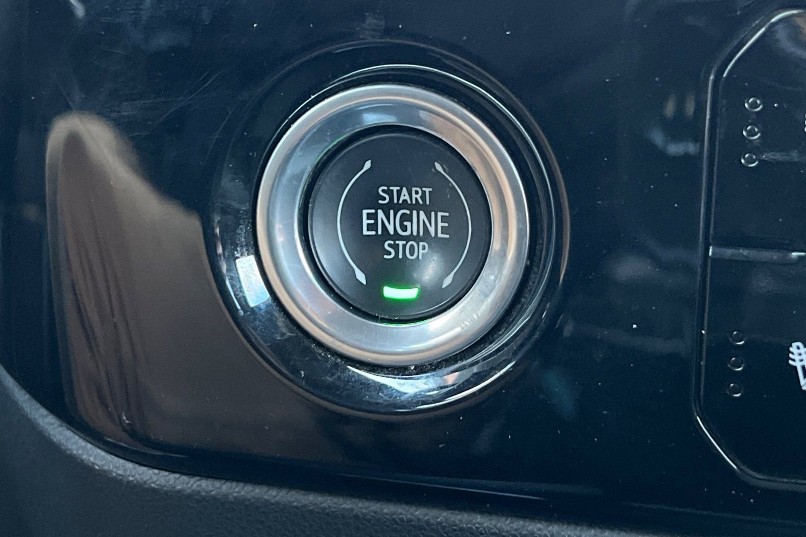 Used 2024 Chevrolet Silverado 1500 LT w/ Protection Package image 28