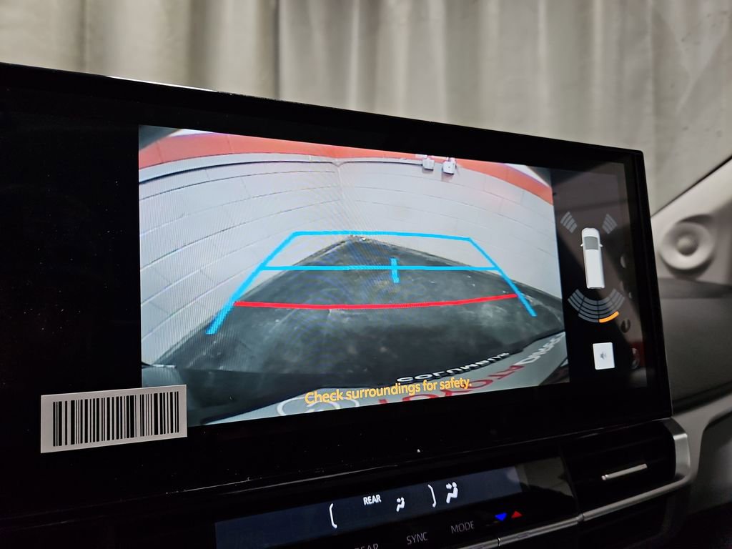 New 2026 Toyota Sienna XLE image 19