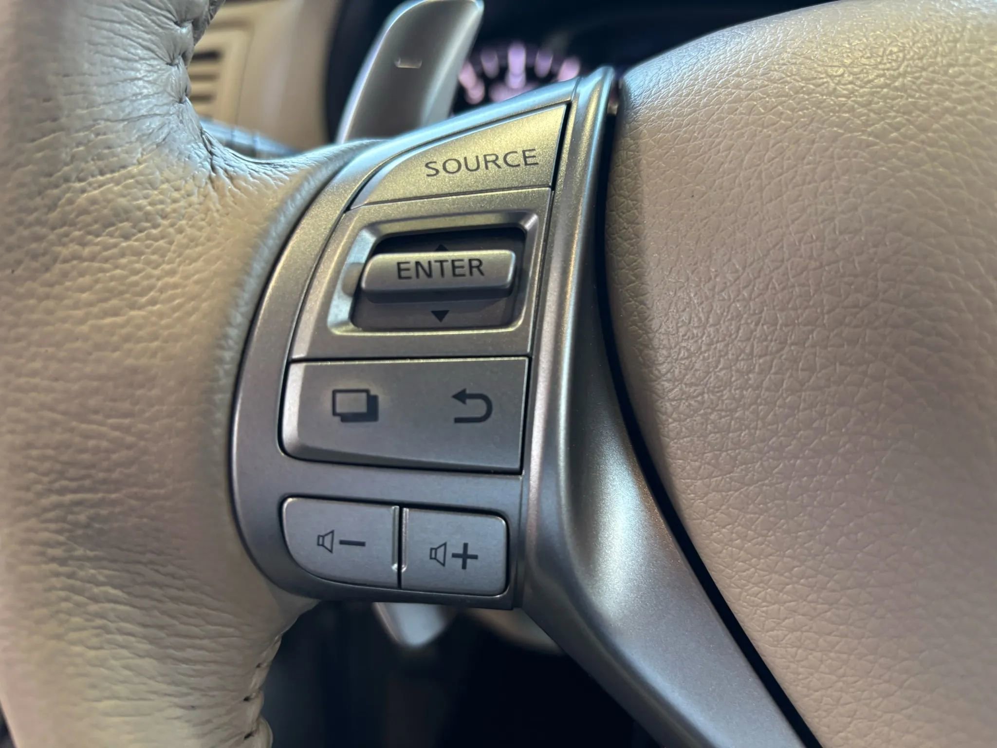 Used 2014 Nissan Altima 3.5 SL image 13