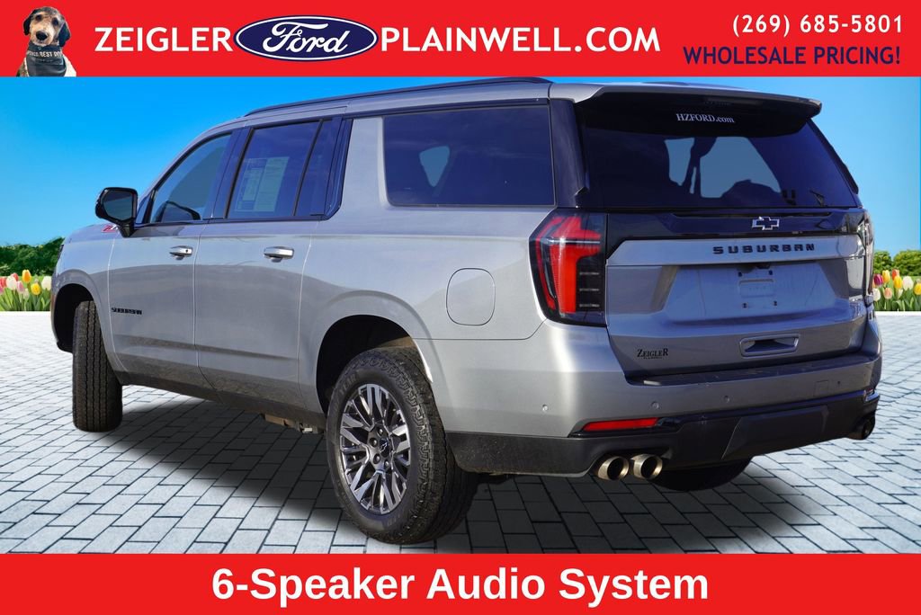 Used 2025 Chevrolet Suburban Z71 image 5