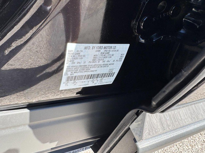 Certified 2024 Lincoln Aviator Reserve image 28