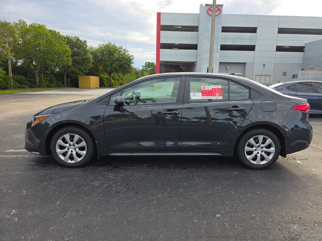 Used 2026 Toyota Corolla LE FWD image 8