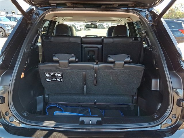 Used 2024 Mitsubishi Outlander SE image 29