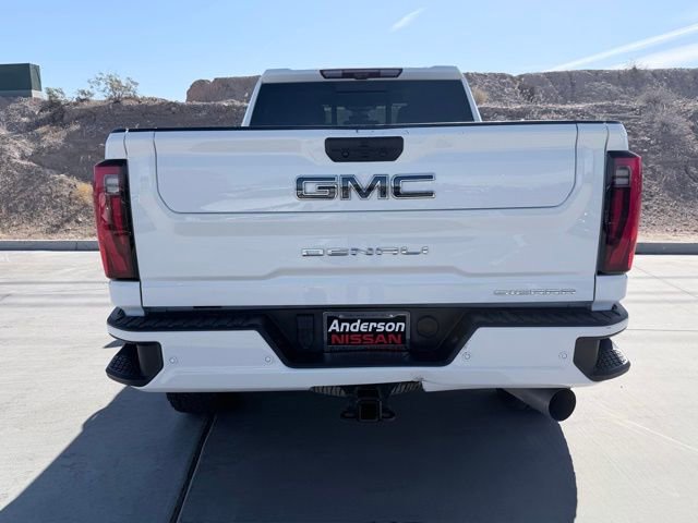 Used 2024 GMC Sierra 2500 Denali Ultimate AWD/4WD image 7