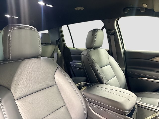 New 2026 Chevrolet Traverse LT FWD image 31