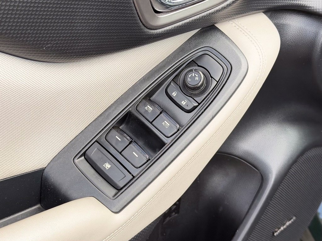 Used 2024 Subaru Forester Premium AWD/4WD image 15