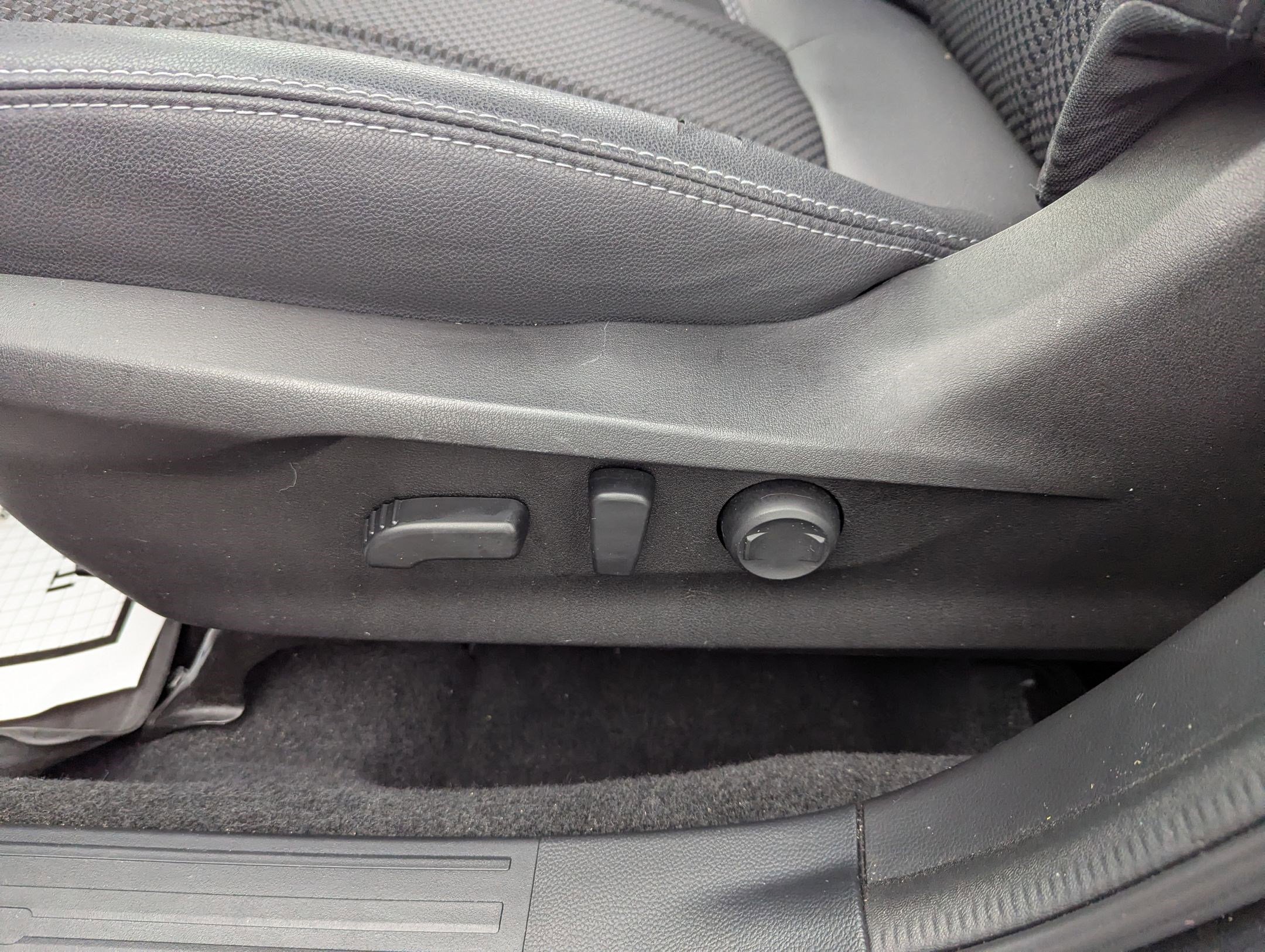 Used 2019 Subaru Forester Premium image 9