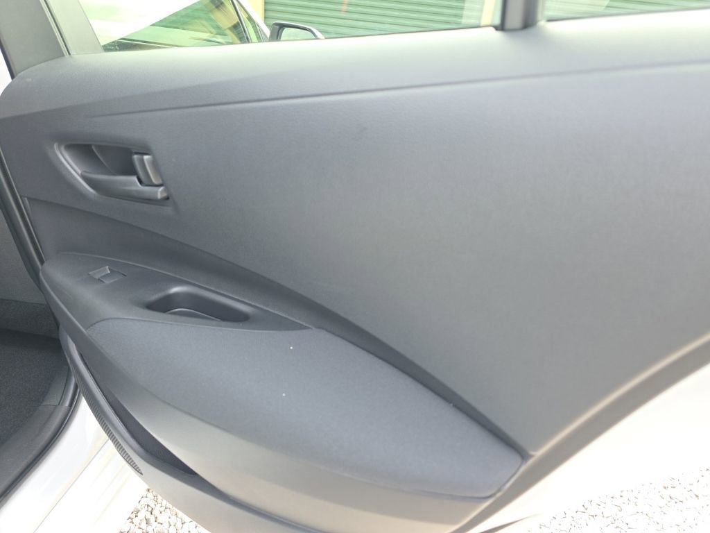 Certified 2025 Toyota Corolla LE image 18