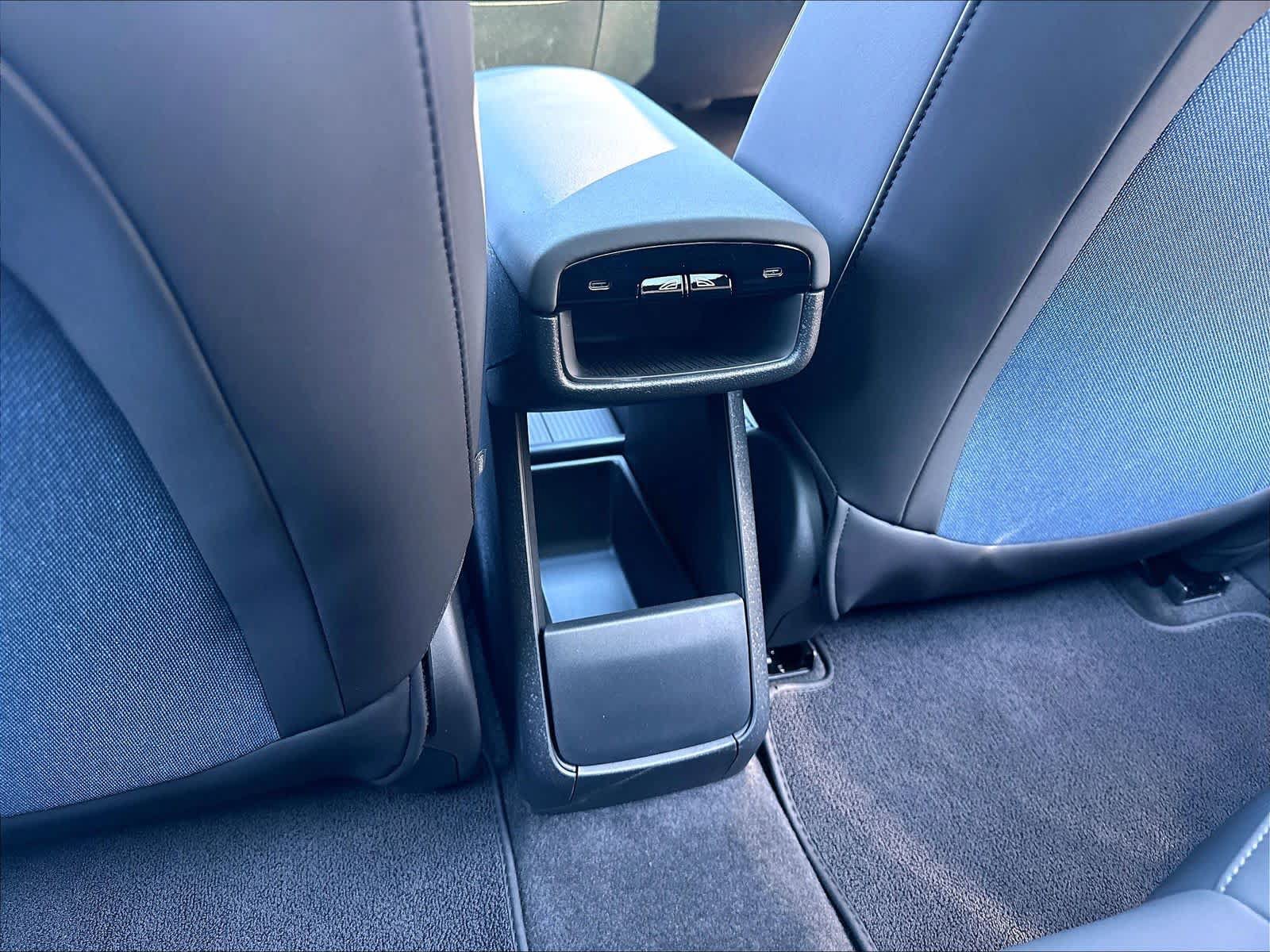 New 2026 Volvo EX30 Cross Country Ultra w/ Protection Package Premier AWD/4WD image 16