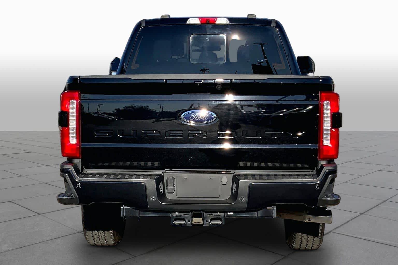 Used 2024 Ford F250 XLT w/ XLT Premium Package AWD/4WD image 5