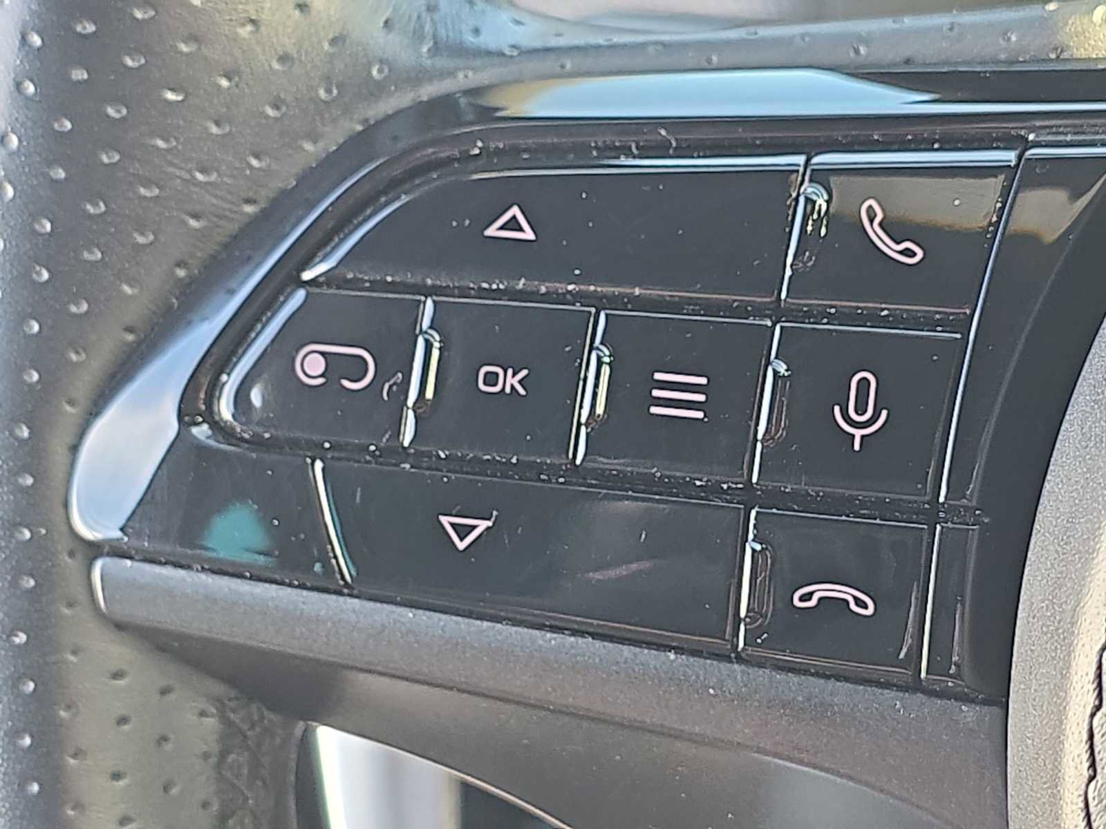 Used 2024 Maserati Grecale GT image 28