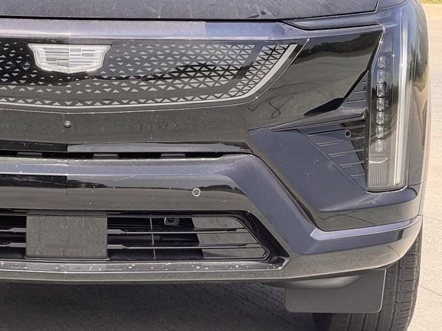New 2027 Cadillac Optiq Sport RWD image 8