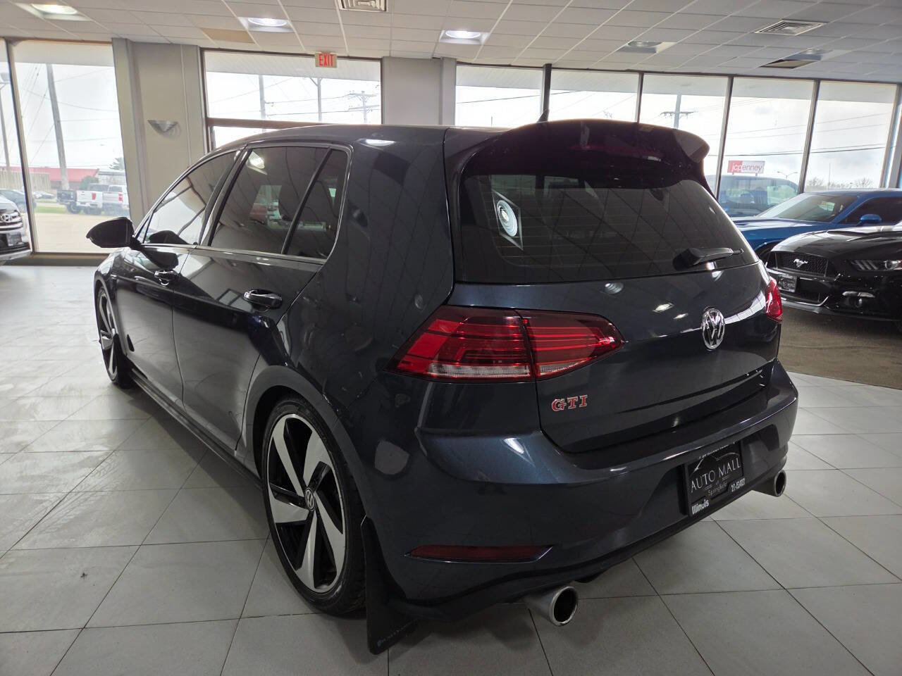 Used 2020 Volkswagen GTI S image 4