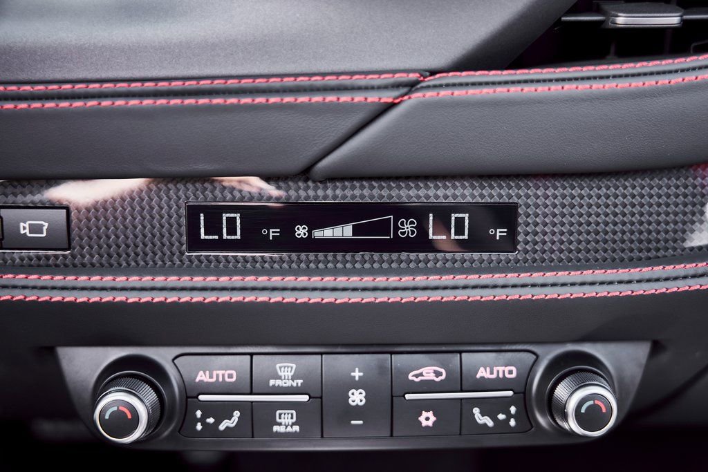 Used 2022 Ferrari F8 Tributo image 76