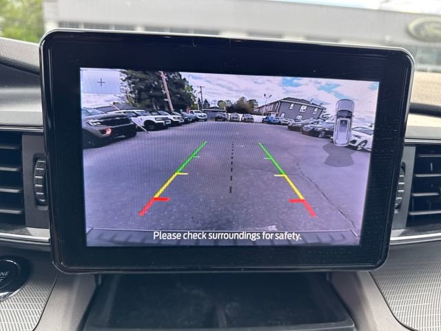 Used 2023 Ford Explorer XLT w/ Equipment Group 202A AWD/4WD image 20