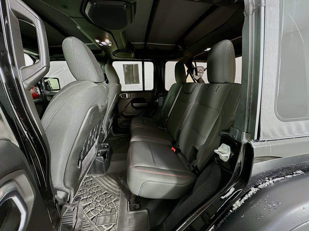 Used 2023 Jeep Wrangler Unlimited Rubicon w/ LED Lighting Group image 32