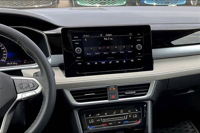 New 2025 Volkswagen Taos SE AWD/4WD image 8