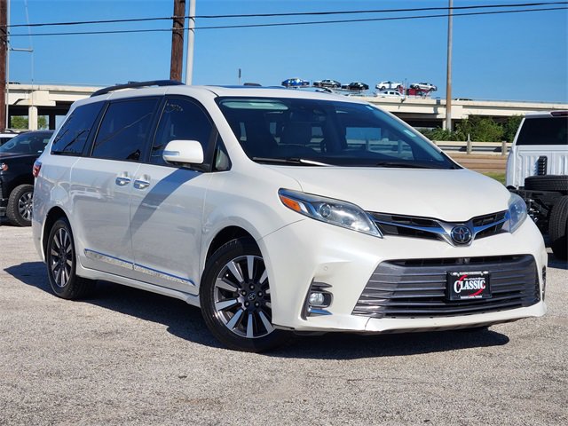 Used 2018 Toyota Sienna Limited Premium