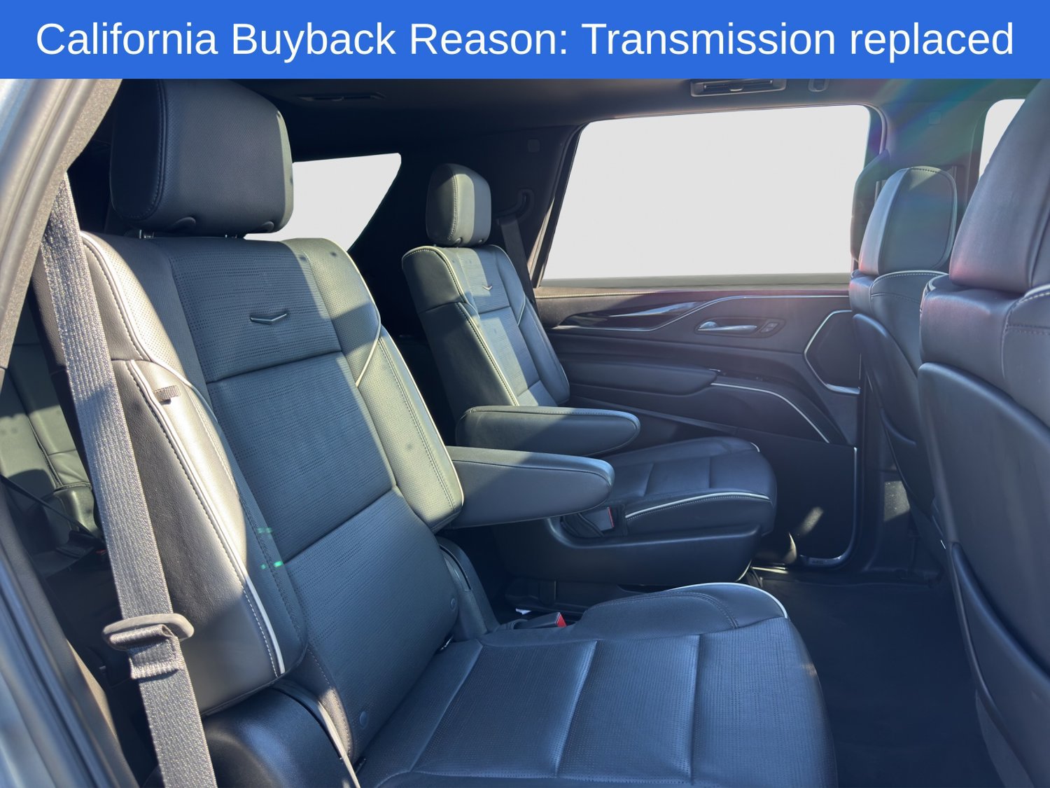 Used 2023 Cadillac Escalade Sport w/ LPO, ONYX Package AWD/4WD image 18