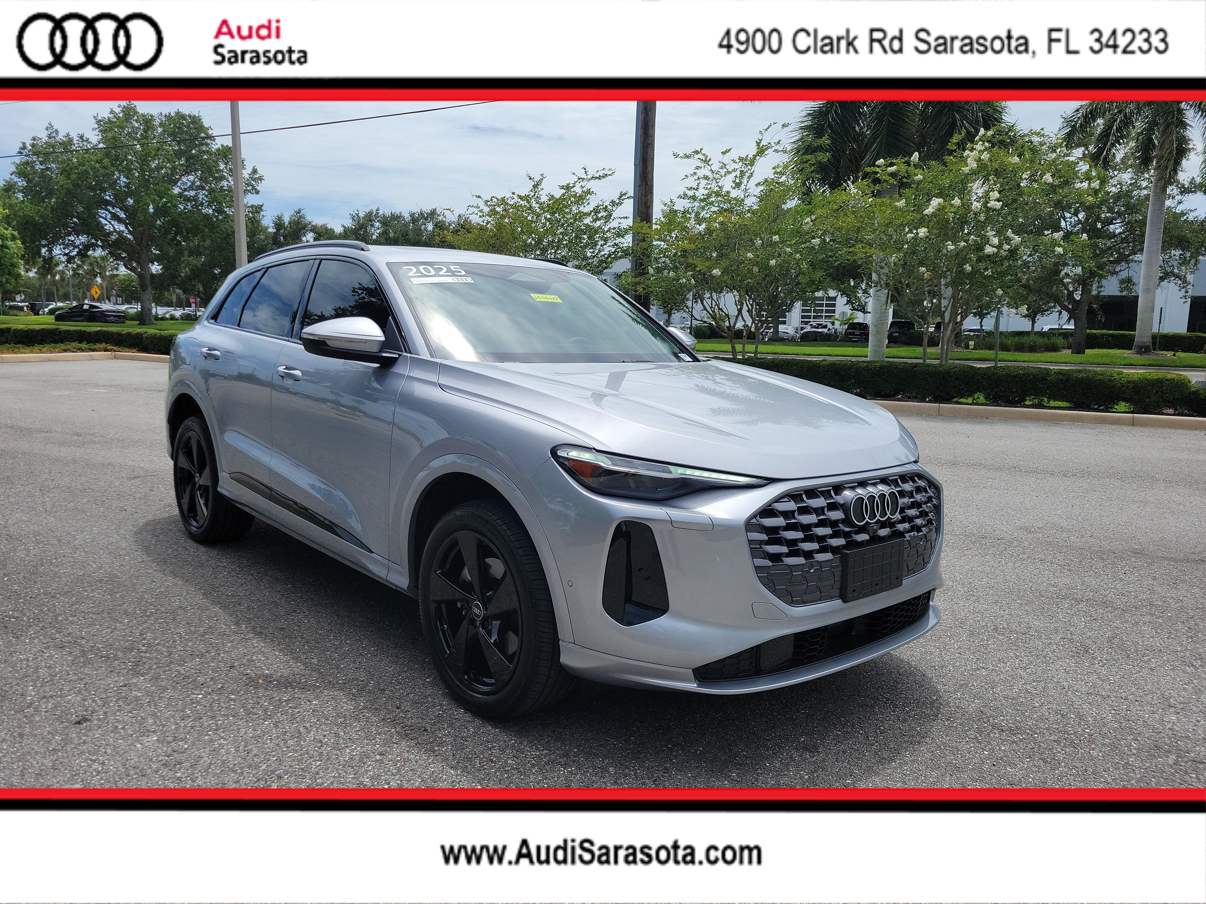 Certified 2025 Audi Q5 Premium Plus w/ Premium Plus AWD/4WD image 1