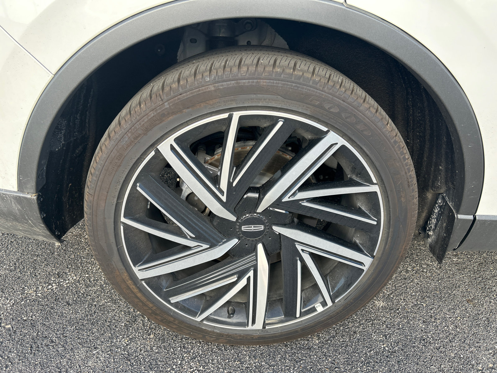 New 2026 Lincoln Aviator Reserve AWD/4WD image 11