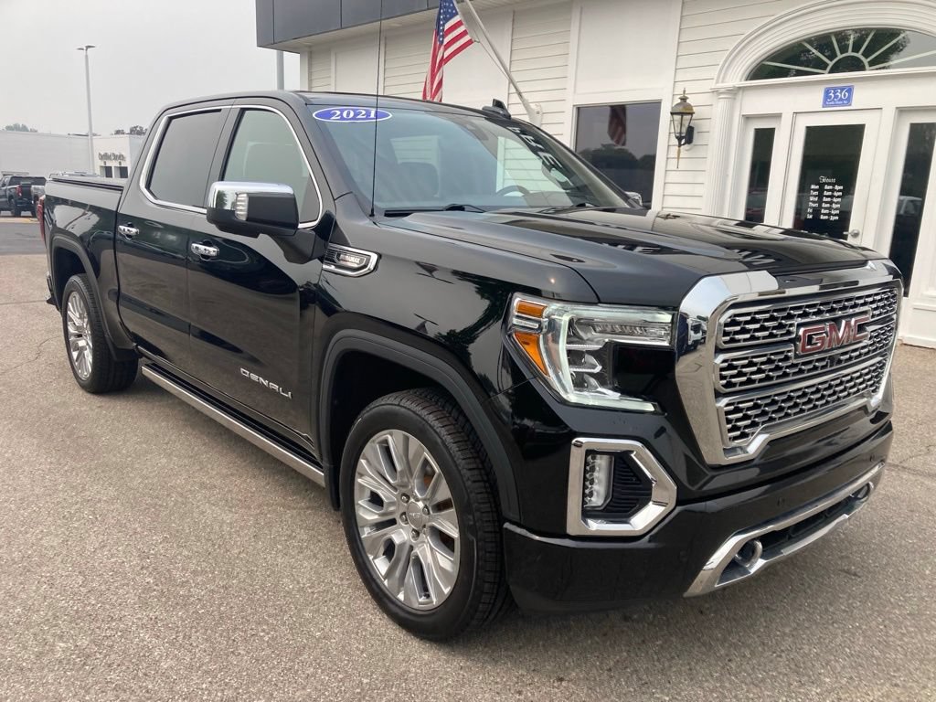 Certified 2021 GMC Sierra 1500 Denali w/ Denali Ultimate Package AWD/4WD image 3