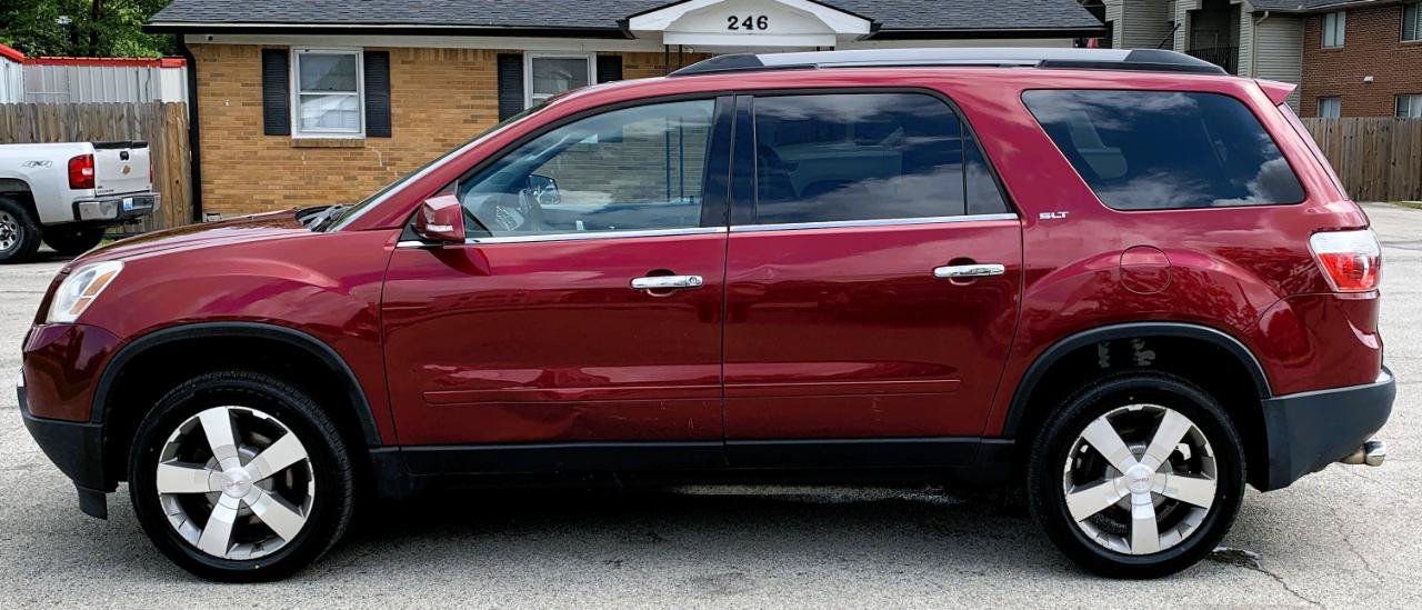 Used 2011 GMC Acadia SLT FWD image 2