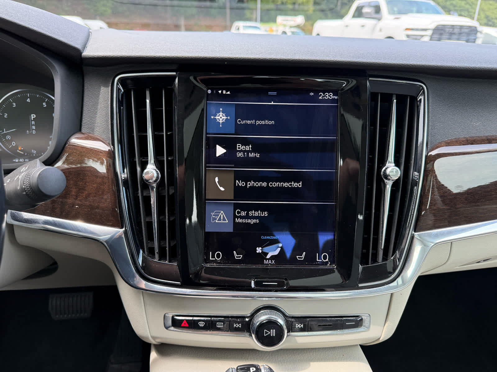 Used 2018 Volvo S90 T5 Momentum AWD/4WD image 17