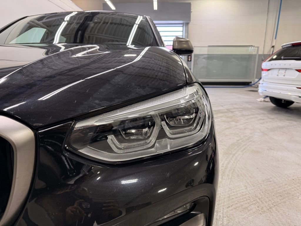 Used 2020 BMW X4 M40i w/ Premium Package image 9